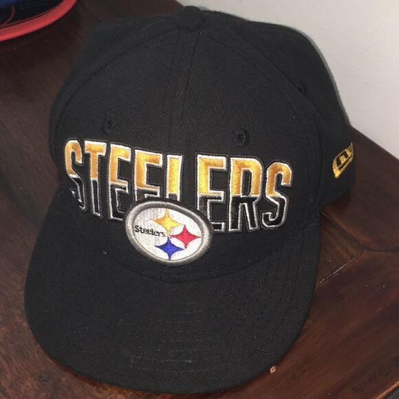 Pittsburgh Steelers underbill sewn nfl shield authentic fitted baseball cap kids - Picture 1 of 3